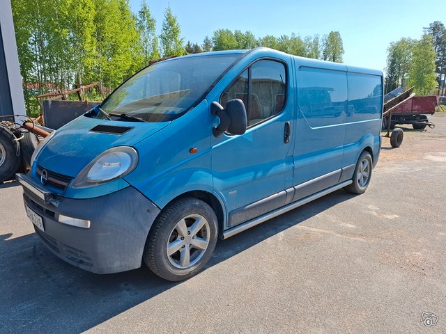 Opel Vivaro 1