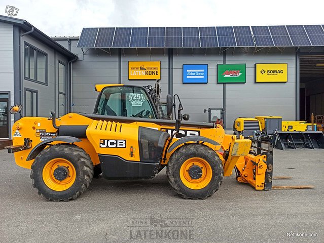 JCB 535-125 Kurottaja 1