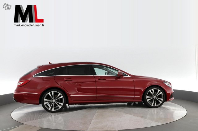 Mercedes-Benz CLS 12