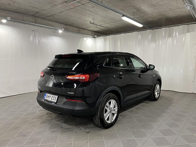 Opel Grandland X 2