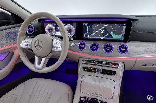 Mercedes-Benz CLS 10