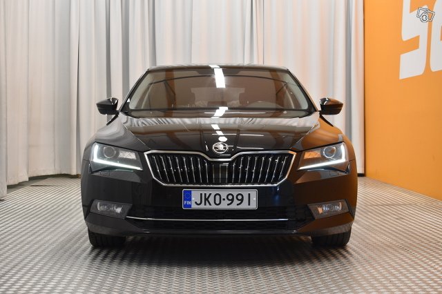 Skoda Superb 2