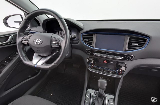 Hyundai Ioniq Hybrid 4