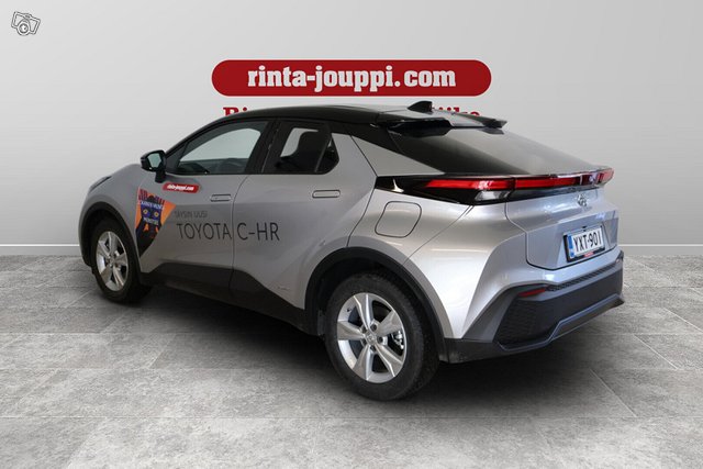 Toyota C-HR 4