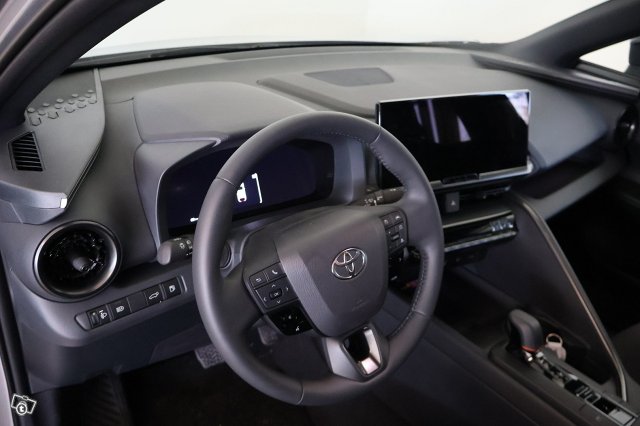 Toyota C-HR 5