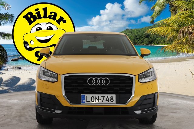 Audi Q2 8