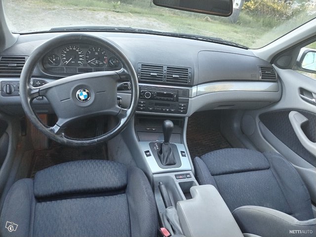 BMW 320 10