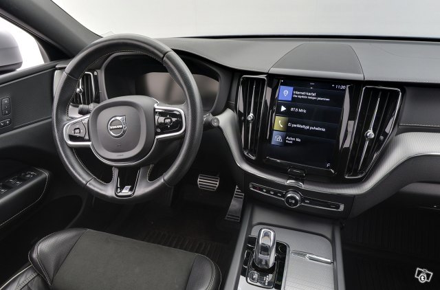 Volvo XC60 6