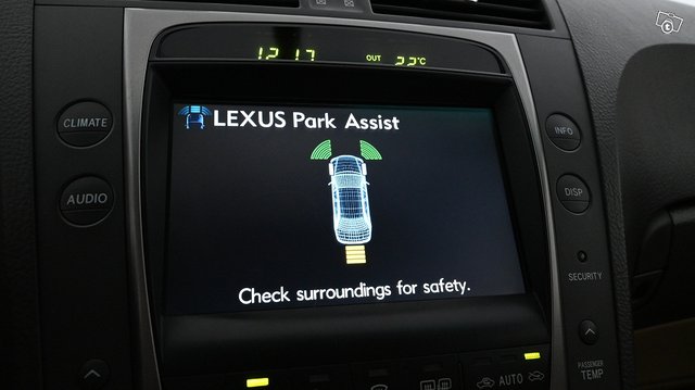 Lexus GS 23