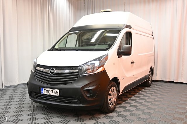 Opel Vivaro 4