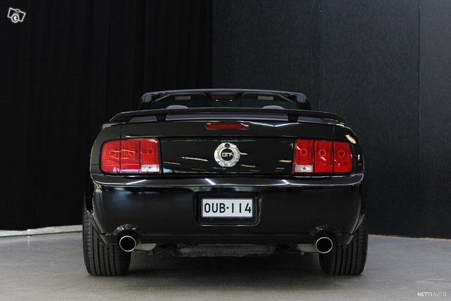 Ford Mustang 5