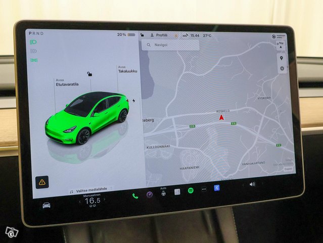 Tesla Model Y 5