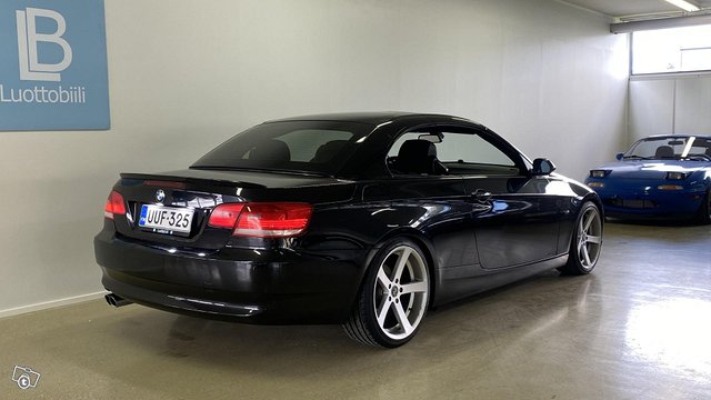 BMW 325 11
