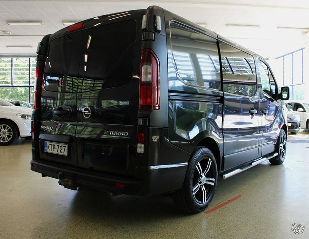 Opel Vivaro 17