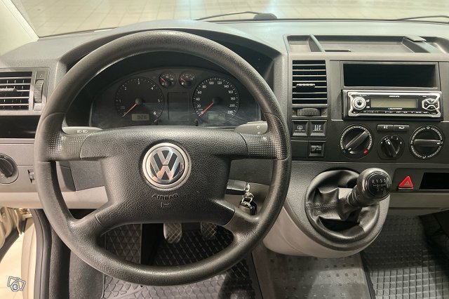 Volkswagen Transporter 7