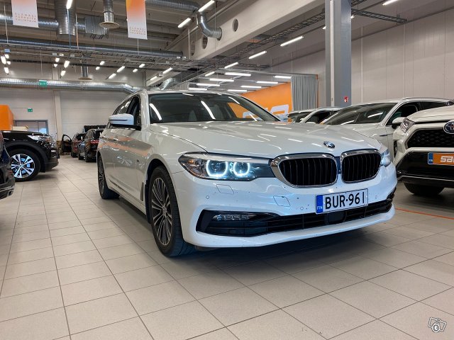 BMW 520 1