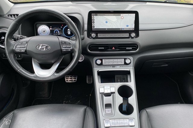 Hyundai KONA 7