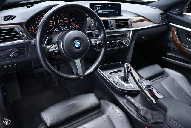 BMW 335 Gran Turismo 10