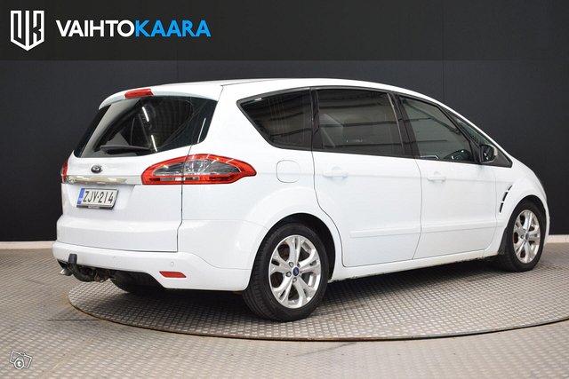 Ford S-MAX 18