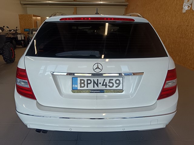 Mercedes-Benz C 3