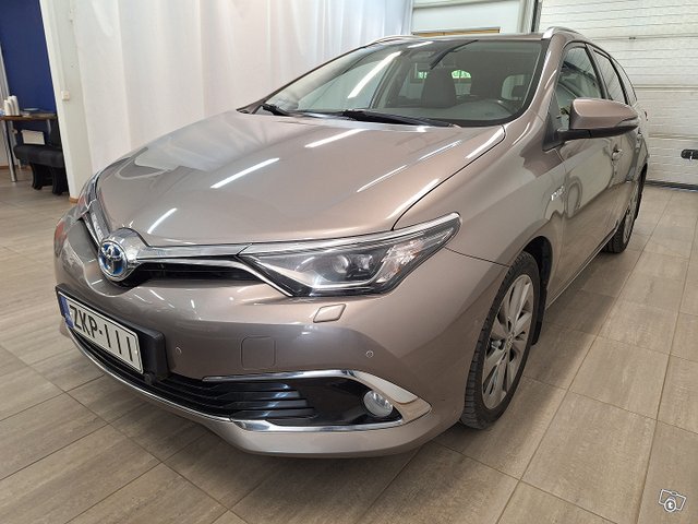 Toyota Auris 2