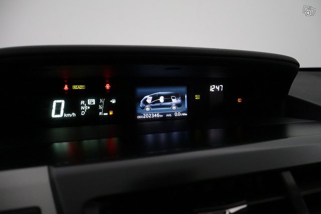 Toyota Prius+ 15