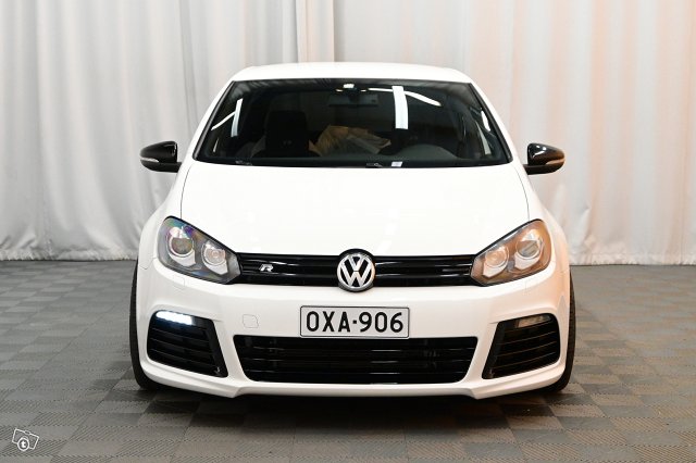 Volkswagen Golf 2