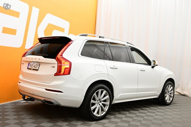 Volvo XC90 7