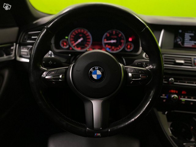 BMW 520 11