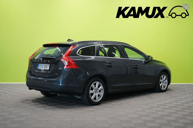 Volvo V60 4