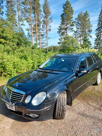 Mercedes-Benz E-sarja, kuva 1