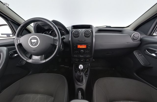 Dacia Duster 10