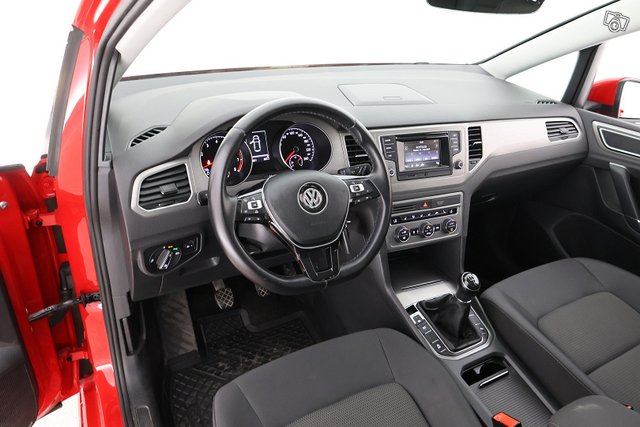 Volkswagen Golf Sportsvan 17