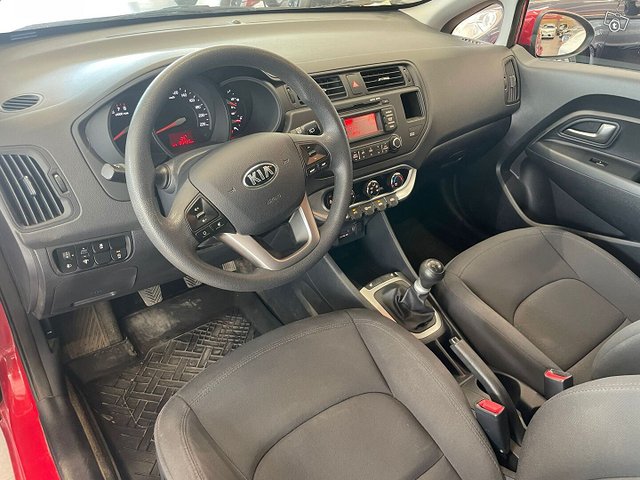 Kia Rio 5