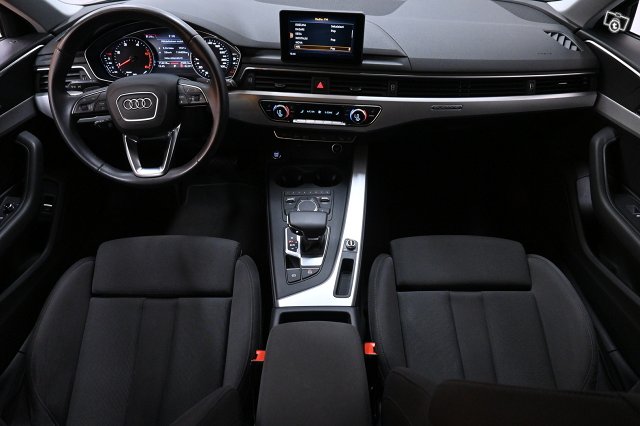 Audi A4 Allroad Quattro 12