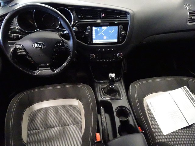 Kia Cee'd 11