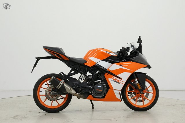 KTM RC 8