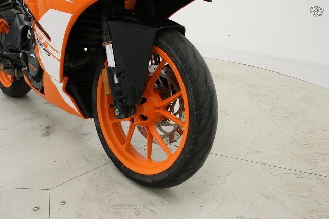 KTM RC 17