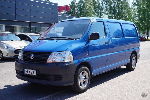 Toyota Hiace 1