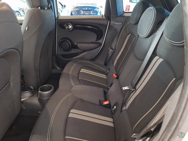 MINI Hatchback 11