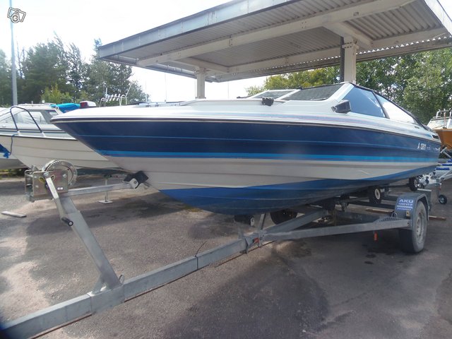 BAYLINER TROPHY OMC 128 hp 6500 TRAILERI 6