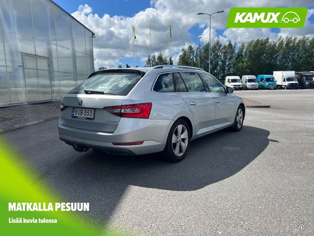 Skoda Superb 2