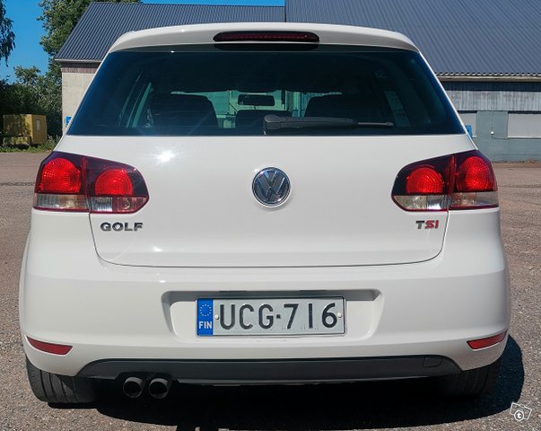 Volkswagen Golf 2