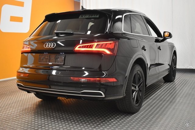 Audi Q5 13