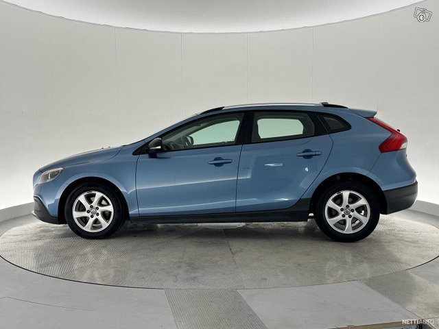 Volvo V40 Cross Country 2