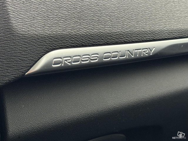 Volvo V40 Cross Country 19