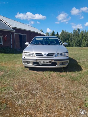 Nissan Primera 2