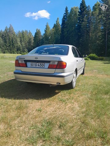 Nissan Primera 6