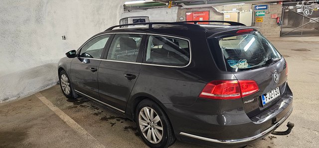 Volkswagen Passat 2