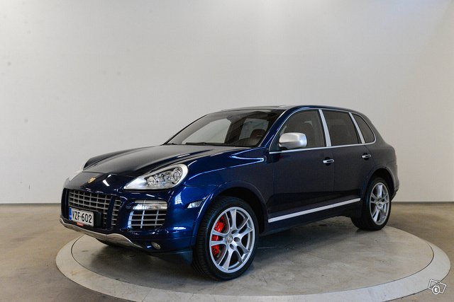 Porsche Cayenne 1